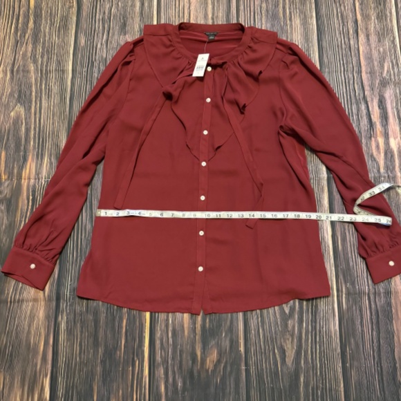 ANN TAYLOR - Ruffle Blouse - Picture 4 of 6